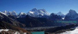 way to three pass view from renjo la